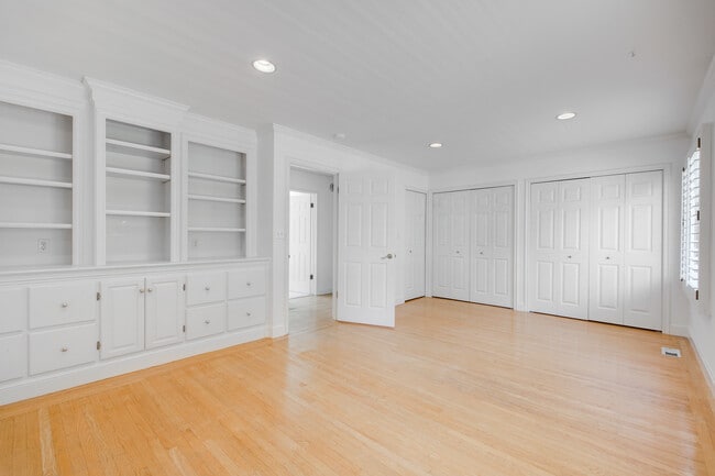 Building Photo - 15 Niven Way