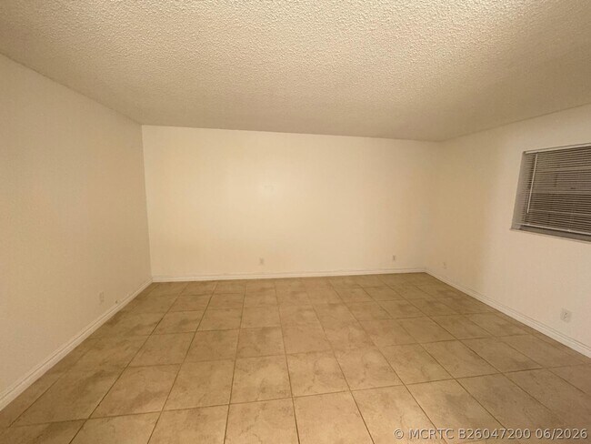 Building Photo - 10821 N Military Trl