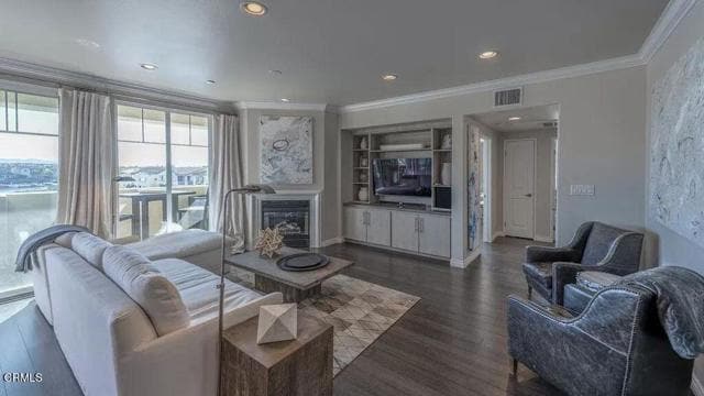 Building Photo - 4346 Tradewinds Dr