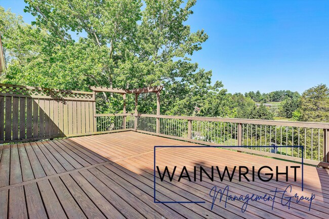 Building Photo - Charming Ranch Convenient Location