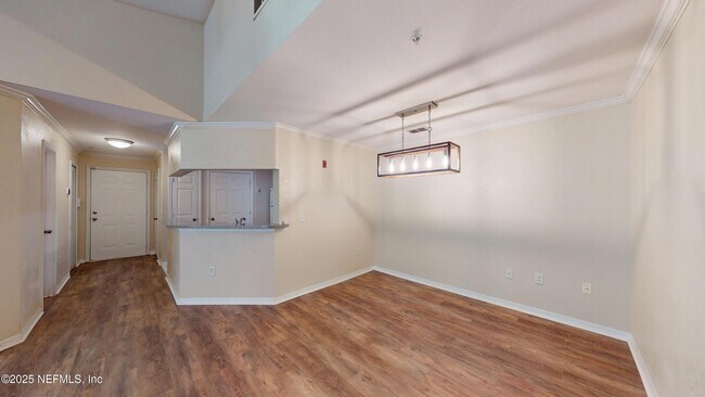 Building Photo - 7800 Point Meadows Dr