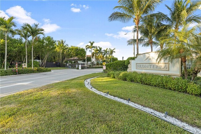 Building Photo - 8976 Madrid Cir