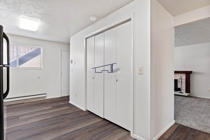 Building Photo - 5858 S 2000 W