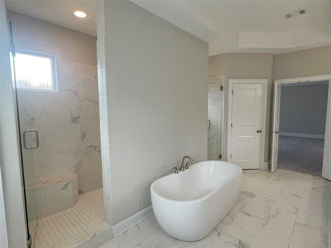 Building Photo - 8025 Kelsey Pl