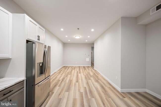 Building Photo - 2037 McCulloh St