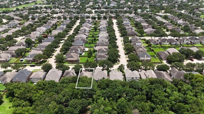 Building Photo - 2702 Orchard Creek Ln