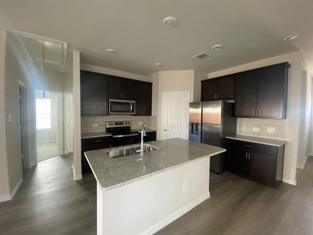 Building Photo - 3220 Shortgrass Ln