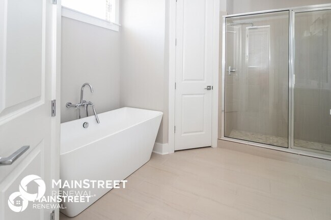 Building Photo - 6454 Asbury Pl