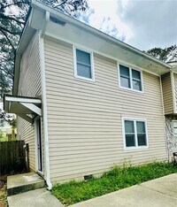 Building Photo - 1258 Creekside Ct