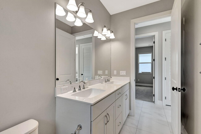 Building Photo - 13325 Machiavelli Way