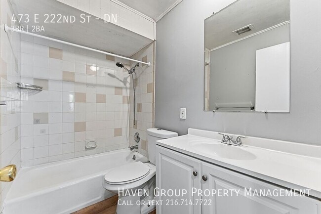 Building Photo - 473 E 222nd St