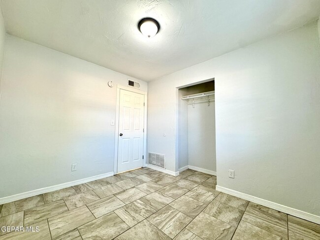 Building Photo - 1640 Doug Olson Dr