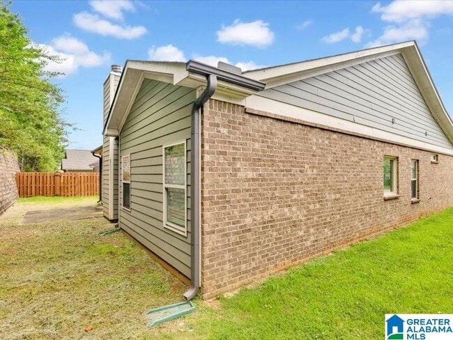 Building Photo - 5136 Sterling Glen Dr