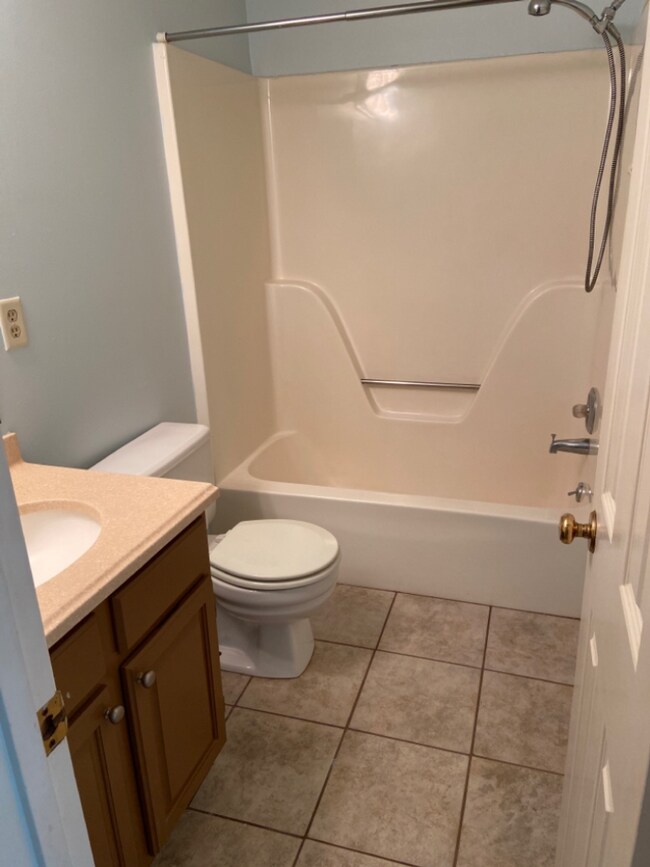 Building Photo - 1515 S Lumpkin St