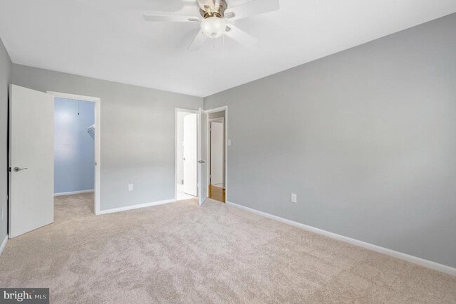 Building Photo - 10676 Myrtle Oak Ct