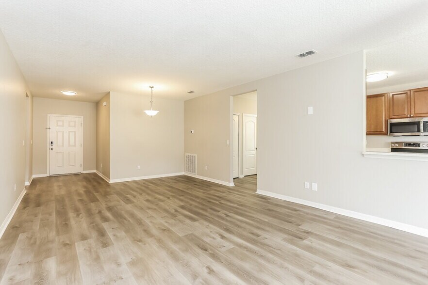 Building Photo - 5060 Magnolia Valley Dr