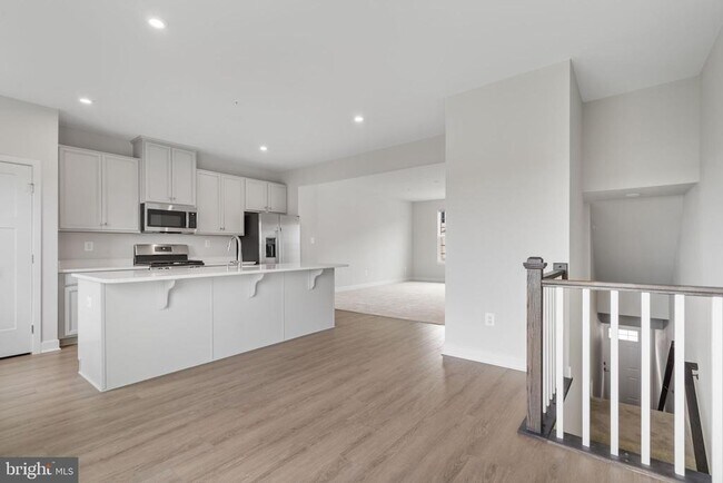 Building Photo - 1505 Wilmer Park Ln