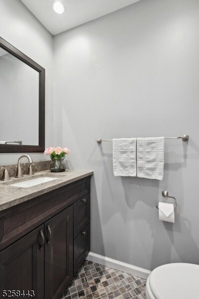 Building Photo - 204 Deerfield Ln