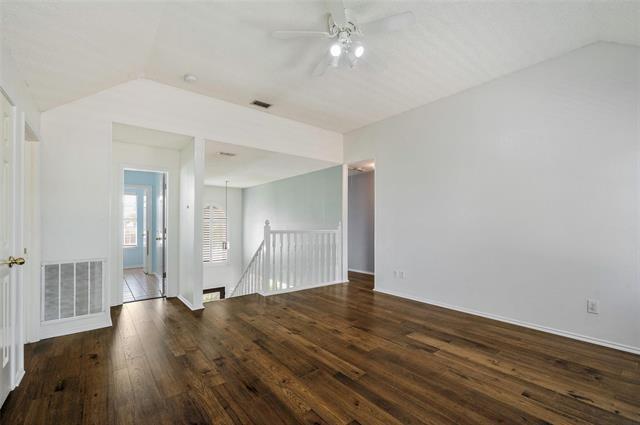 Building Photo - 2221 Bennington Ave