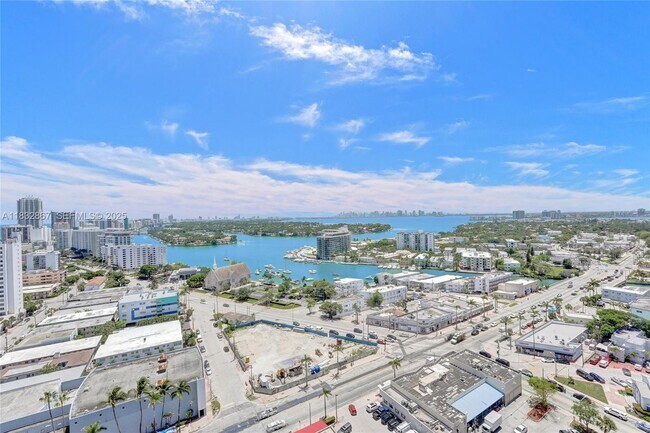 Building Photo - 580-572 72nd St