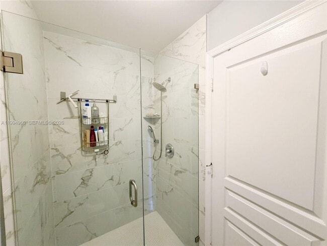 Building Photo - 5005 Northern Lights Dr