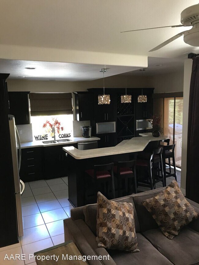 Building Photo - 2 br, 2.5 bath House - 40396 Via Estrada