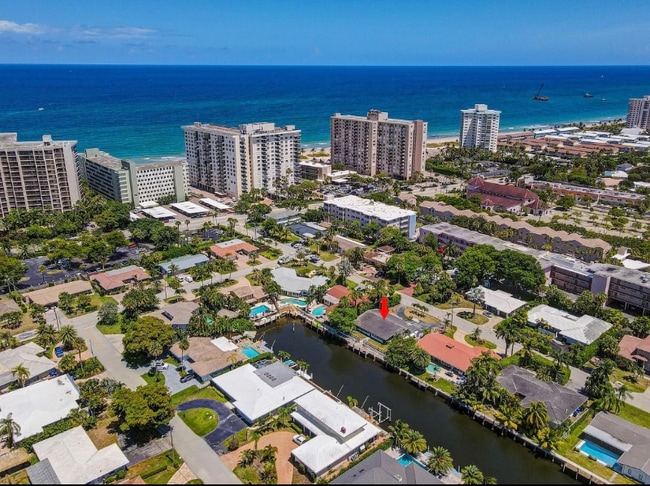 Building Photo - 2041 Coral Reef Dr