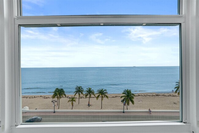 Building Photo - 209 N Fort Lauderdale Beach Blvd
