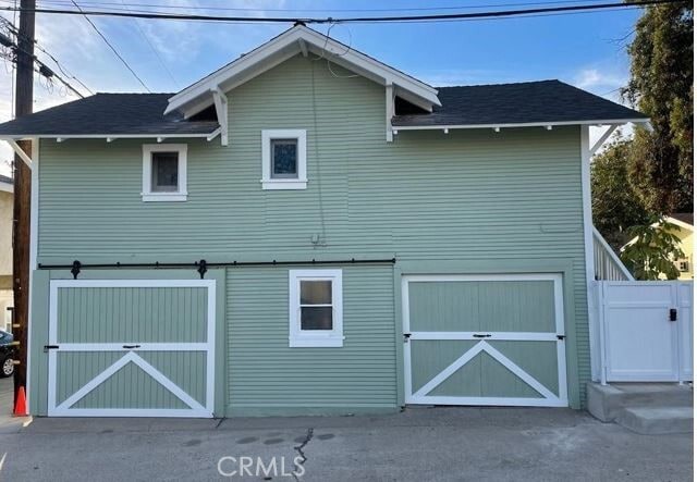 Building Photo - 5844 Newlin Ave