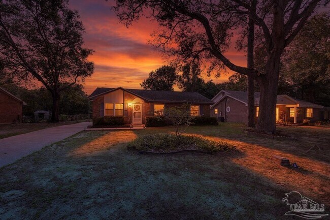 Building Photo - 5706 Ventura Ln
