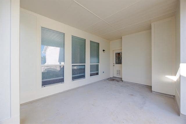 Building Photo - 1828 Mercer Way