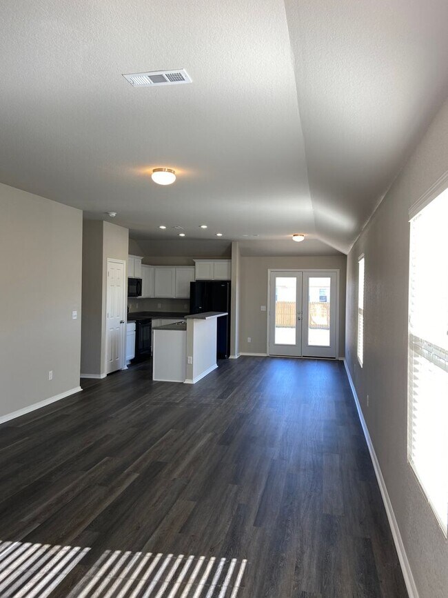 Building Photo - *Pre-leasing* Three Bedroom | Two Bath Home in Faulkner Crossing