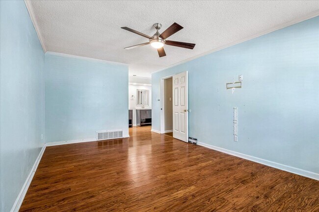 Building Photo - 2836 Baytown Cove