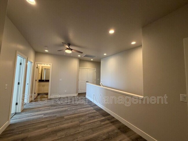 Building Photo - 1098 S 4380 W