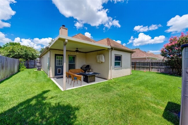 Building Photo - 1811 Emerald Green Dr