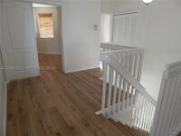 Building Photo - 320 SW 87th Ct
