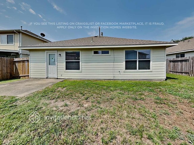 Building Photo - 22218 Doubletree Park Dr