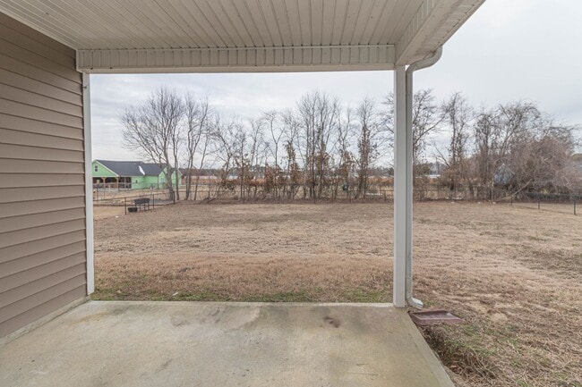 Building Photo - 210 Twilight Dr