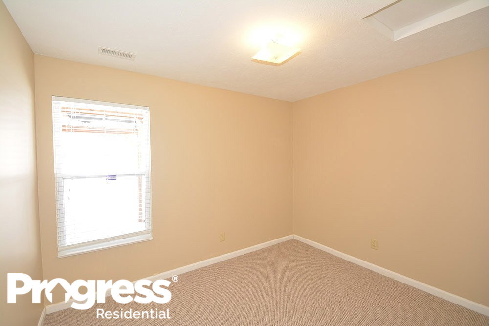 Building Photo - 7710 Sergi Canyon Dr