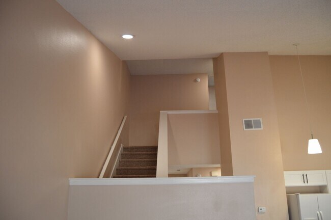 Building Photo - Charming 3-Bedroom Home for Rent in Winter Garden, FL