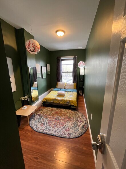 Building Photo - 871 Harrison Ave