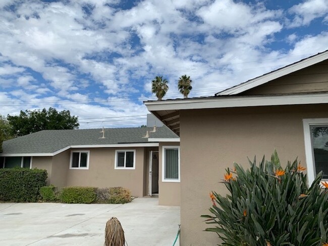 Building Photo - NEWLY REMODELED UPLAND HOME