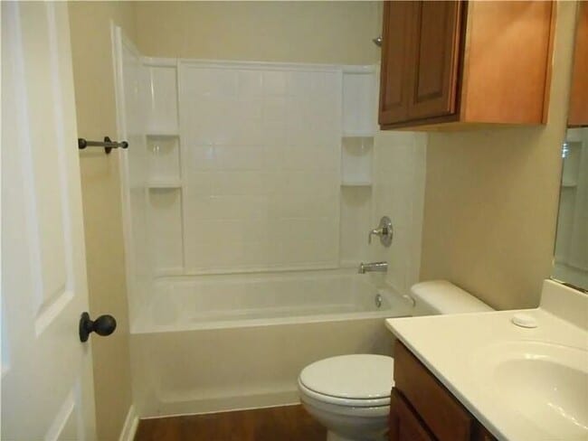 Building Photo - No App Fees.