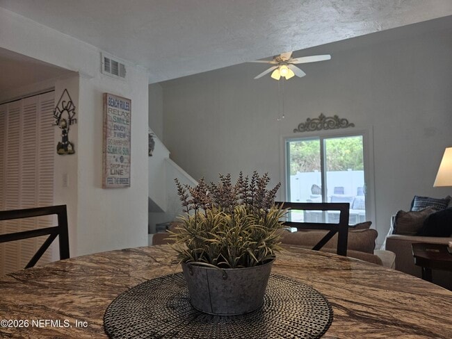 Building Photo - 4302 Seagate Ln N