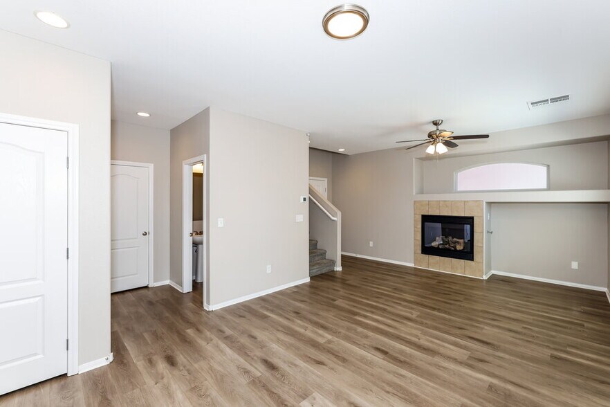 Building Photo - 643 Calamus Palm Pl
