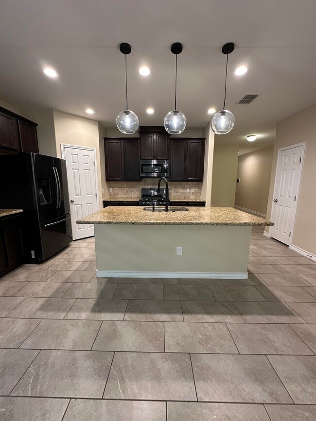 Building Photo - 1404 Orto Dr.