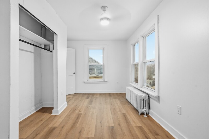 Building Photo - 1210 Round Top St