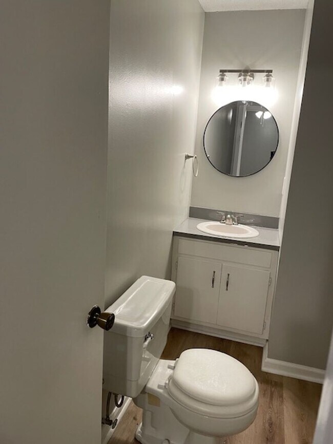 Building Photo - H&amp;H Properties of Floyd