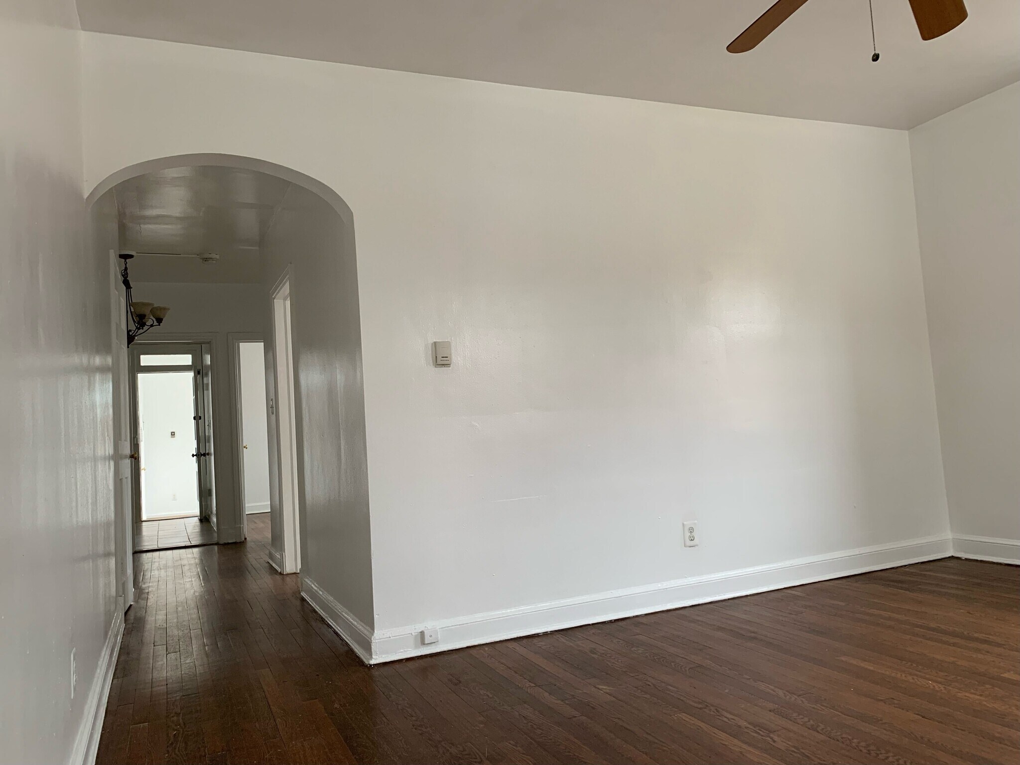 Building Photo - 4034 Calvert St NW