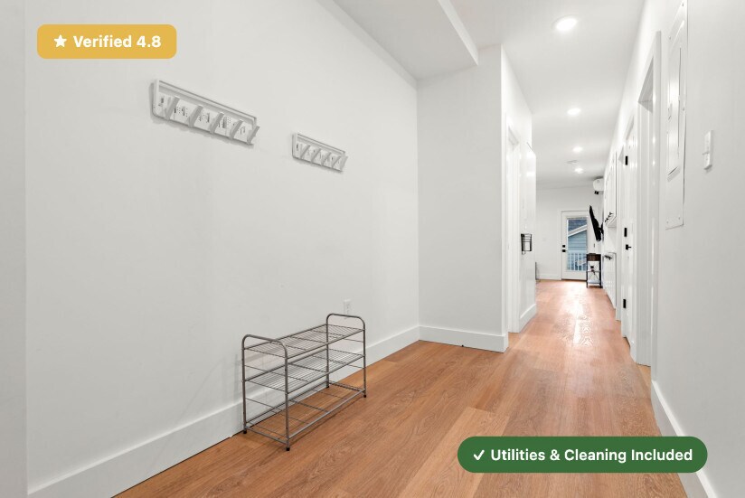 Building Photo - Furnished Bedroom with Private Bath in Jamaica Plain